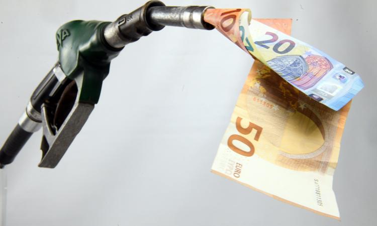 Camisa: andamento speculativo mercato carburanti crea danni a Pmi industriali